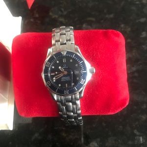 Omega Ladies' Seamaster Professional Diver 300.